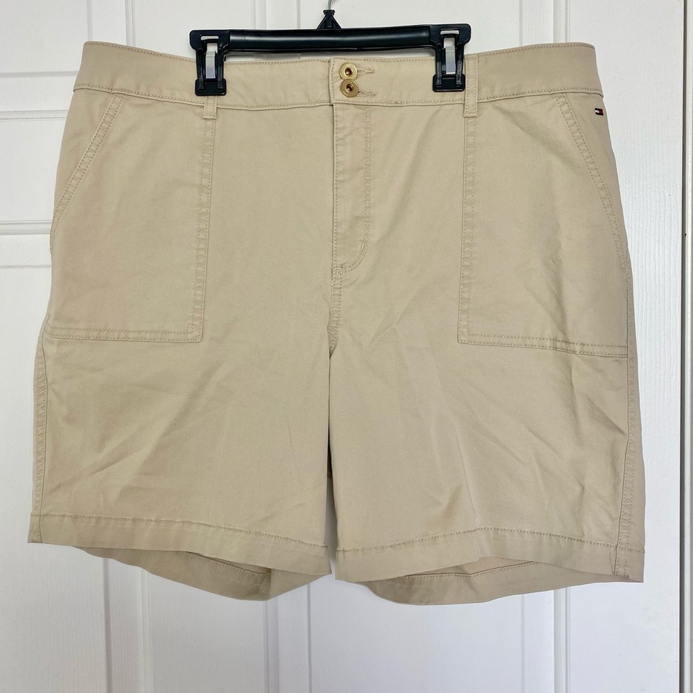 NWT Tommy Hilfiger Khaki Shorts Plus Size